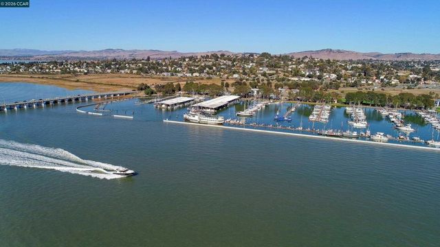 196 Nantucket Lane, Vallejo, CA 94590
