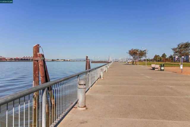 196 Nantucket Lane, Vallejo, CA 94590