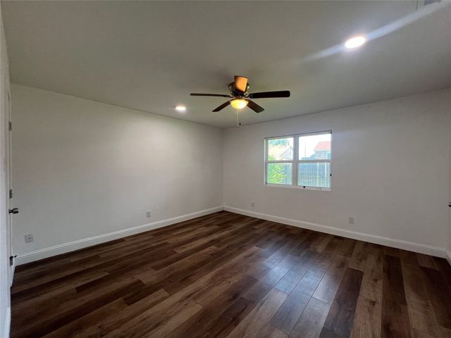 1809 Pilot Way, Garland, TX 75040