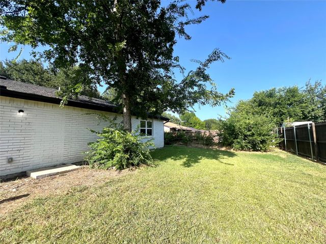 1809 Pilot Way, Garland, TX 75040