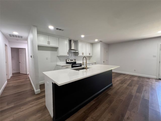 1809 Pilot Way, Garland, TX 75040