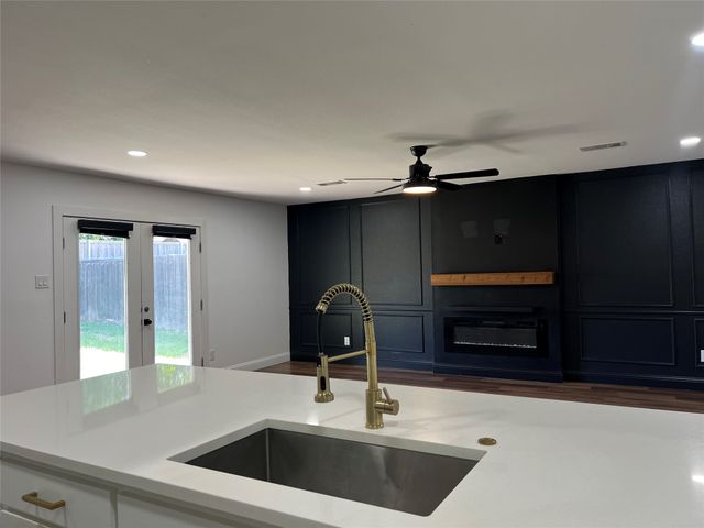 1809 Pilot Way, Garland, TX 75040