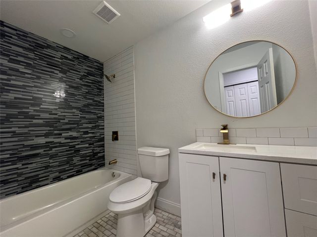 1809 Pilot Way, Garland, TX 75040