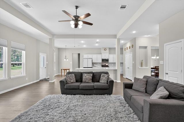 16438 Stonewall Street, Conroe, TX 77303