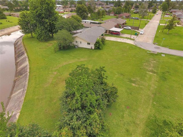 2401 Mary Ann Drive, Sulphur, LA 70663