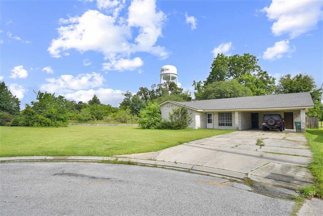 2401 Mary Ann Drive, Sulphur, LA 70663