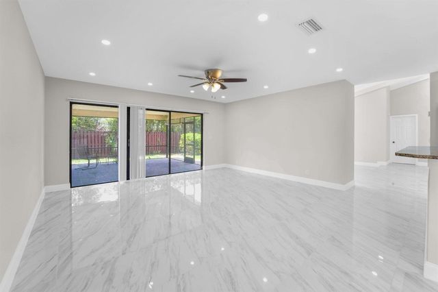 22207 Alyssum Way, Boca Raton, FL 33433