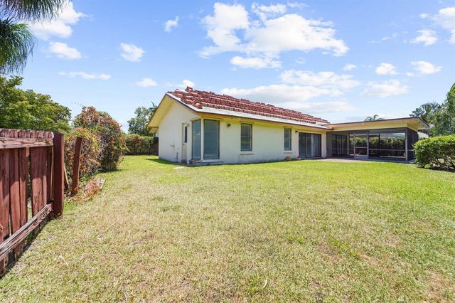 22207 Alyssum Way, Boca Raton, FL 33433