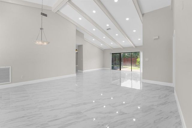 22207 Alyssum Way, Boca Raton, FL 33433