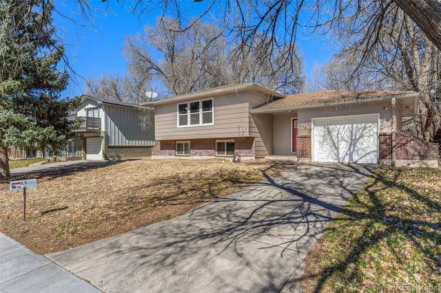 616 Squire Street, Colorado Springs, CO 80911
