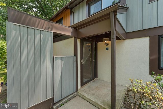 2235 WHEELWRIGHT CT, Reston, VA 20191