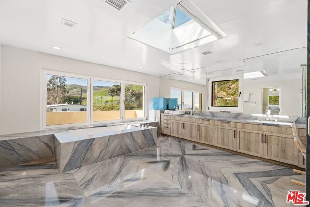 25302 Malibu Road, Malibu, CA 90265