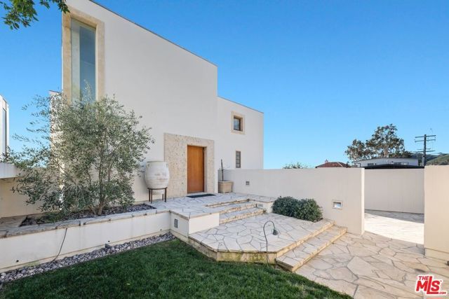 25302 Malibu Road, Malibu, CA 90265