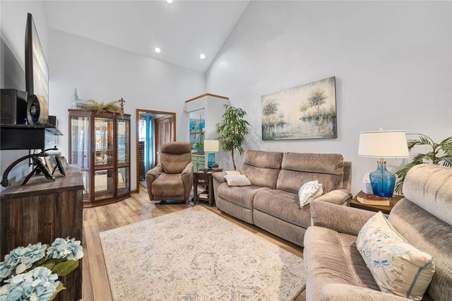 1001 Cobbs Glen Drive, Anderson, SC 29621