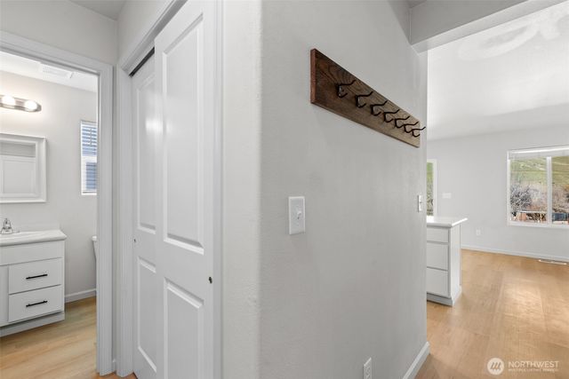 1275 Theo Way, Rock Island, WA 98850