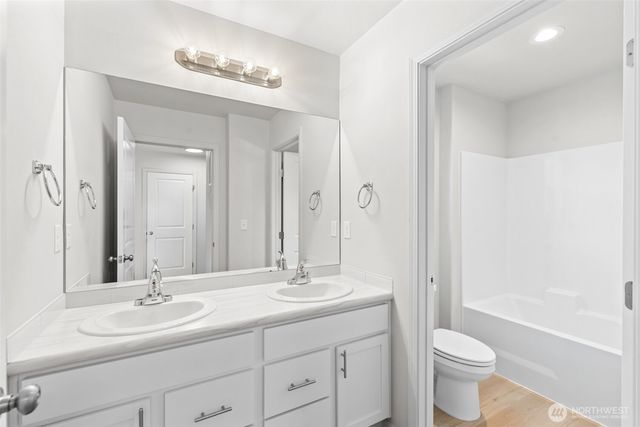 1275 Theo Way, Rock Island, WA 98850