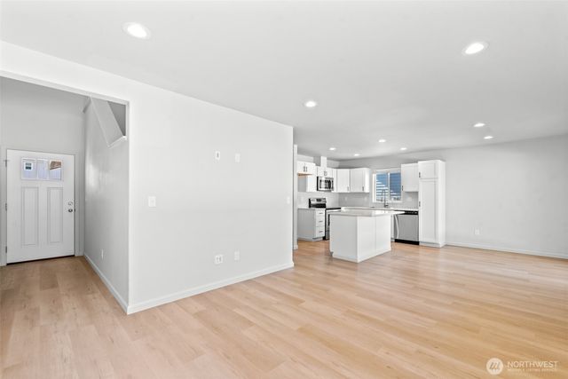 1275 Theo Way, Rock Island, WA 98850