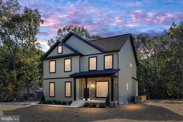 9019 SMITHS BEND RD, Fredericksburg, VA 22407