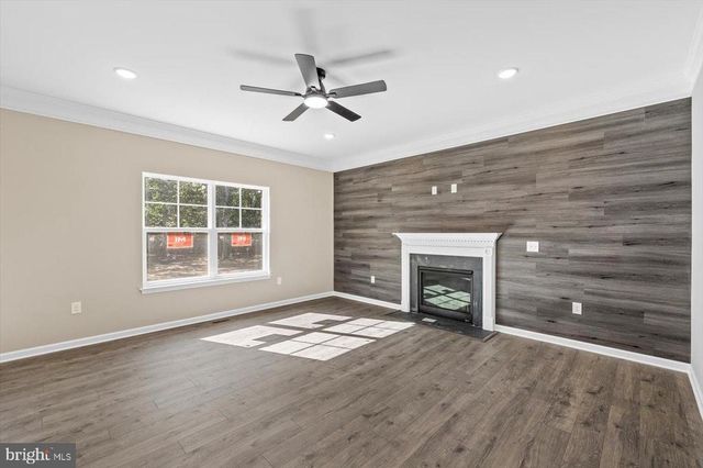 9019 SMITHS BEND RD, Fredericksburg, VA 22407