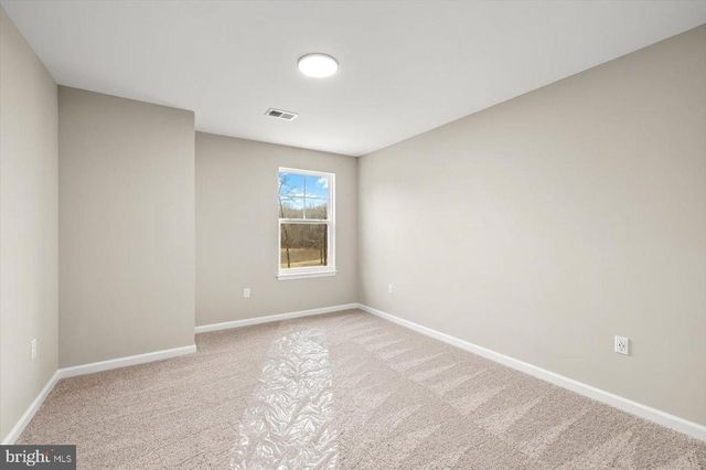 9019 SMITHS BEND RD, Fredericksburg, VA 22407