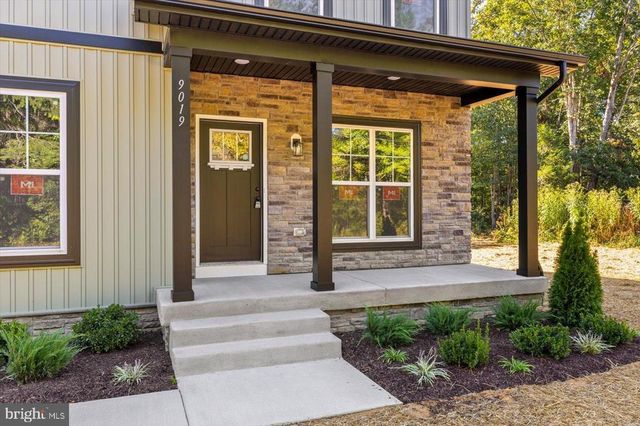 9019 SMITHS BEND RD, Fredericksburg, VA 22407