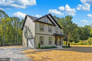 9019 SMITHS BEND RD, Fredericksburg, VA 22407