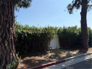 305 W Kenneth Road, Glendale, CA 91202