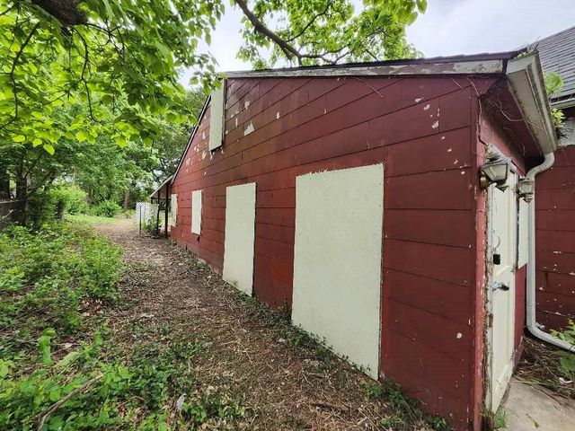 2027 S 18th Street, Kansas City, KS 66106