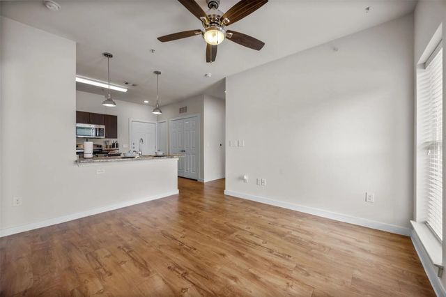 6725 Circle South RD A-2102, Austin, TX 78745