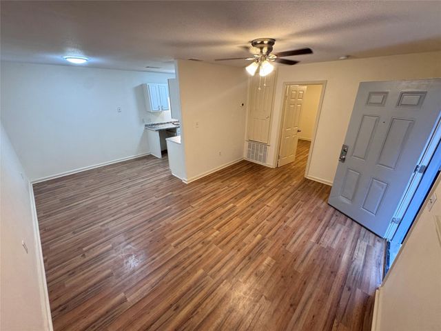 8207 Sam Rayburn DR, Austin, TX 78753