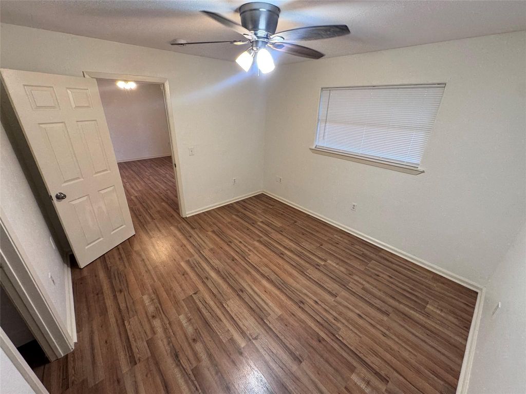 8207 Sam Rayburn DR, Austin, TX 78753