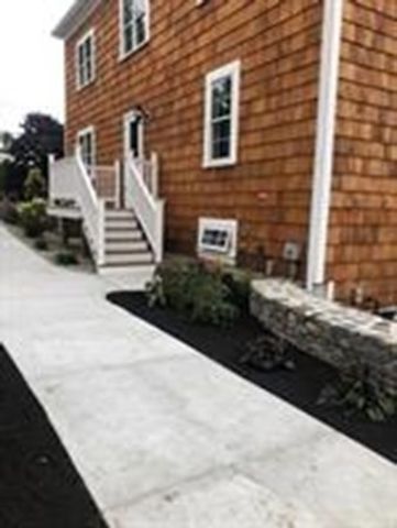 1149 Pleasant Street 3, Bridgewater, MA 02324
