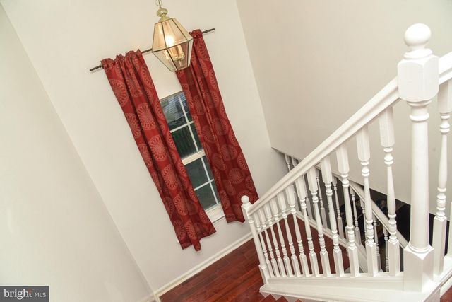 303 LAURA LN, Philadelphia, PA 19116