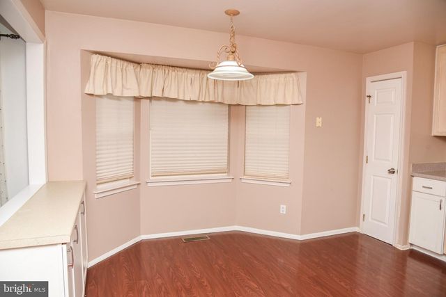 303 LAURA LN, Philadelphia, PA 19116