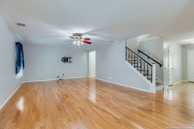 10439 Canyon, San Antonio, TX 78245