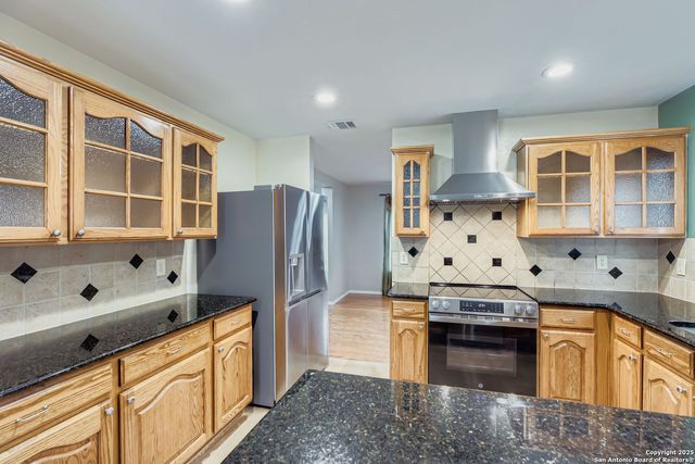 10439 Canyon, San Antonio, TX 78245