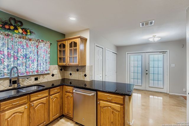 10439 Canyon, San Antonio, TX 78245