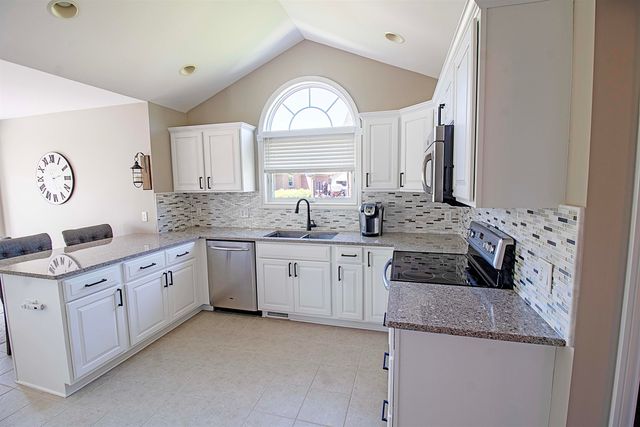 53579 Meadow Creek Drive, New Baltimore, MI 48047
