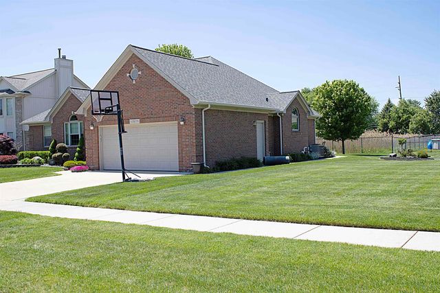 53579 Meadow Creek Drive, New Baltimore, MI 48047