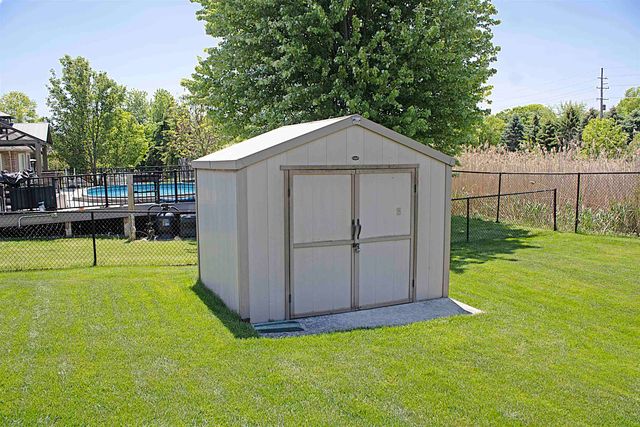 53579 Meadow Creek Drive, New Baltimore, MI 48047