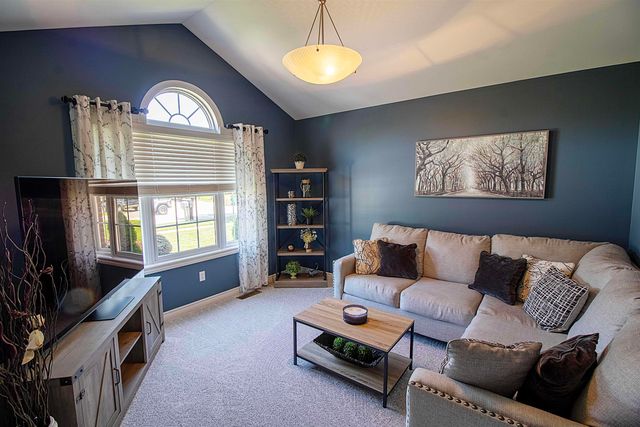 53579 Meadow Creek Drive, New Baltimore, MI 48047