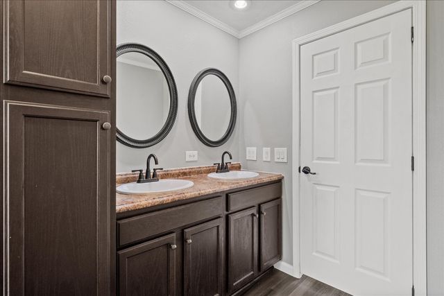 234 Howell Hill Rd, Fayetteville, TN 37334