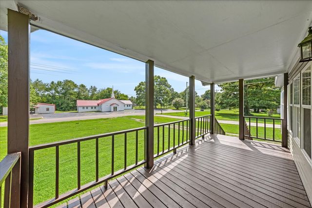 234 Howell Hill Rd, Fayetteville, TN 37334