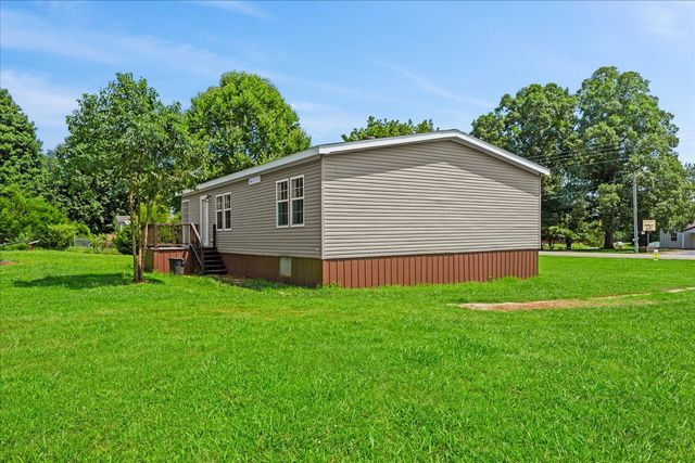 234 Howell Hill Rd, Fayetteville, TN 37334