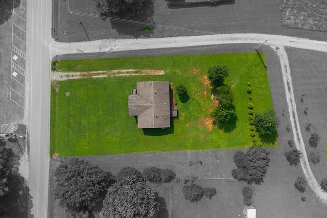 234 Howell Hill Rd, Fayetteville, TN 37334