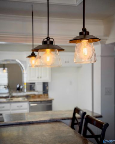 2806 Bristol Drive, Decatur, AL 35603