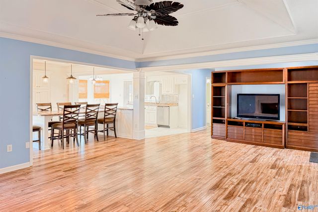 2806 Bristol Drive, Decatur, AL 35603