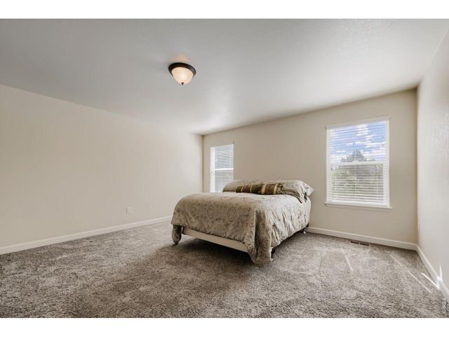 1507 Jackson Ct, Longmont, CO 80501