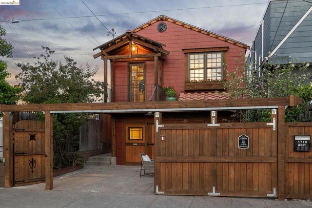 3710 West St, Oakland, CA 94608