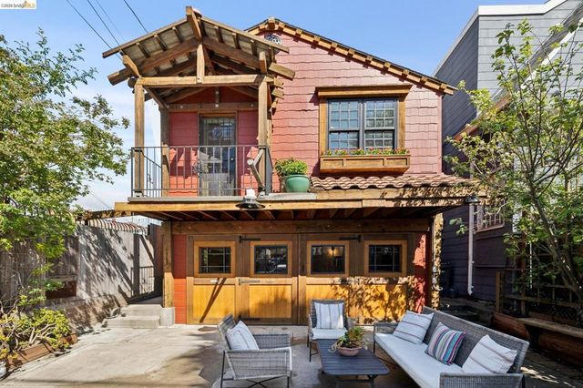 3710 West St, Oakland, CA 94608